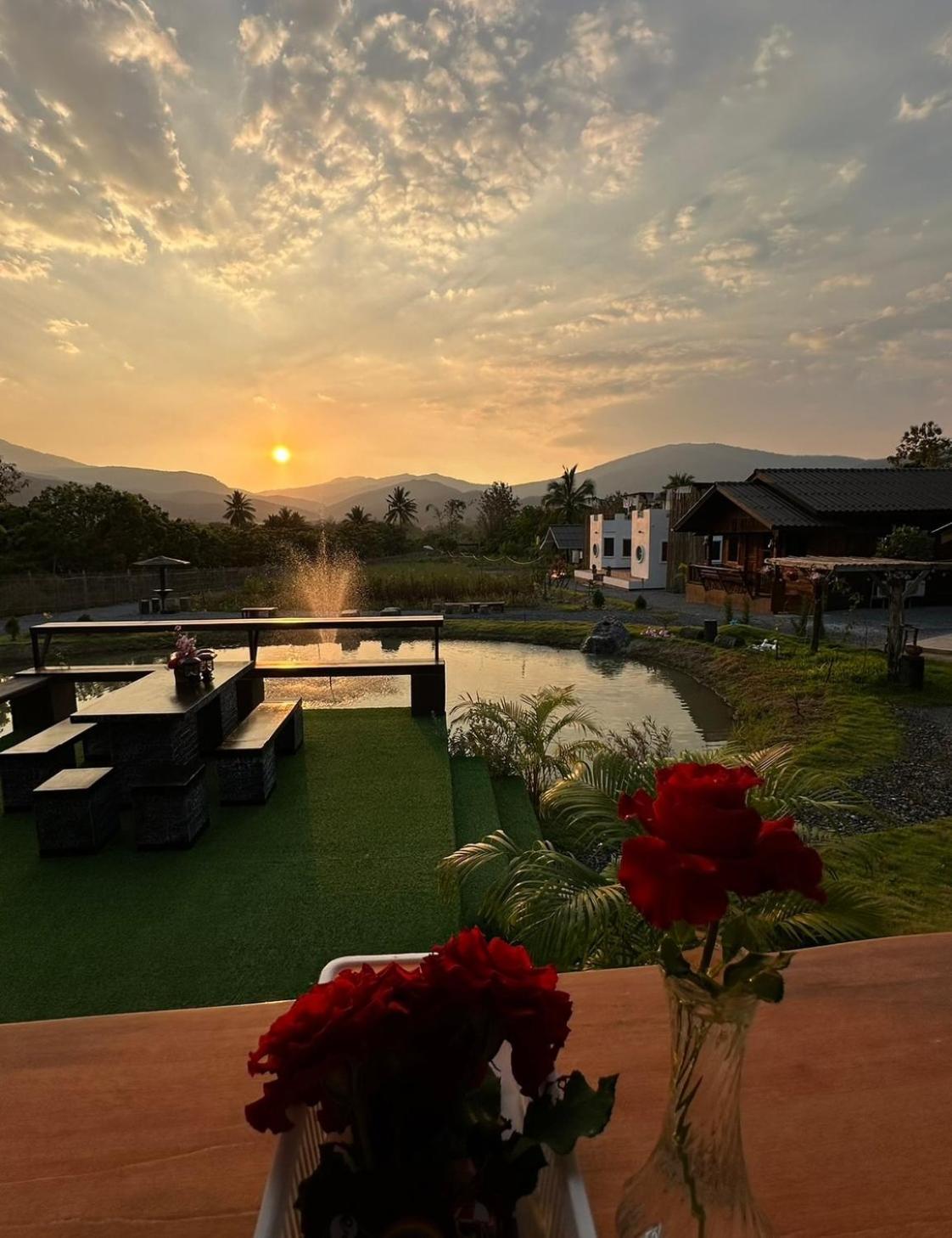 ม่วนใจ๋ปันสุข โฮมสเตย์แอนคาเฟ่ Muanjai Punsuk Homestay And Cafe Chom Thong Eksteriør bilde