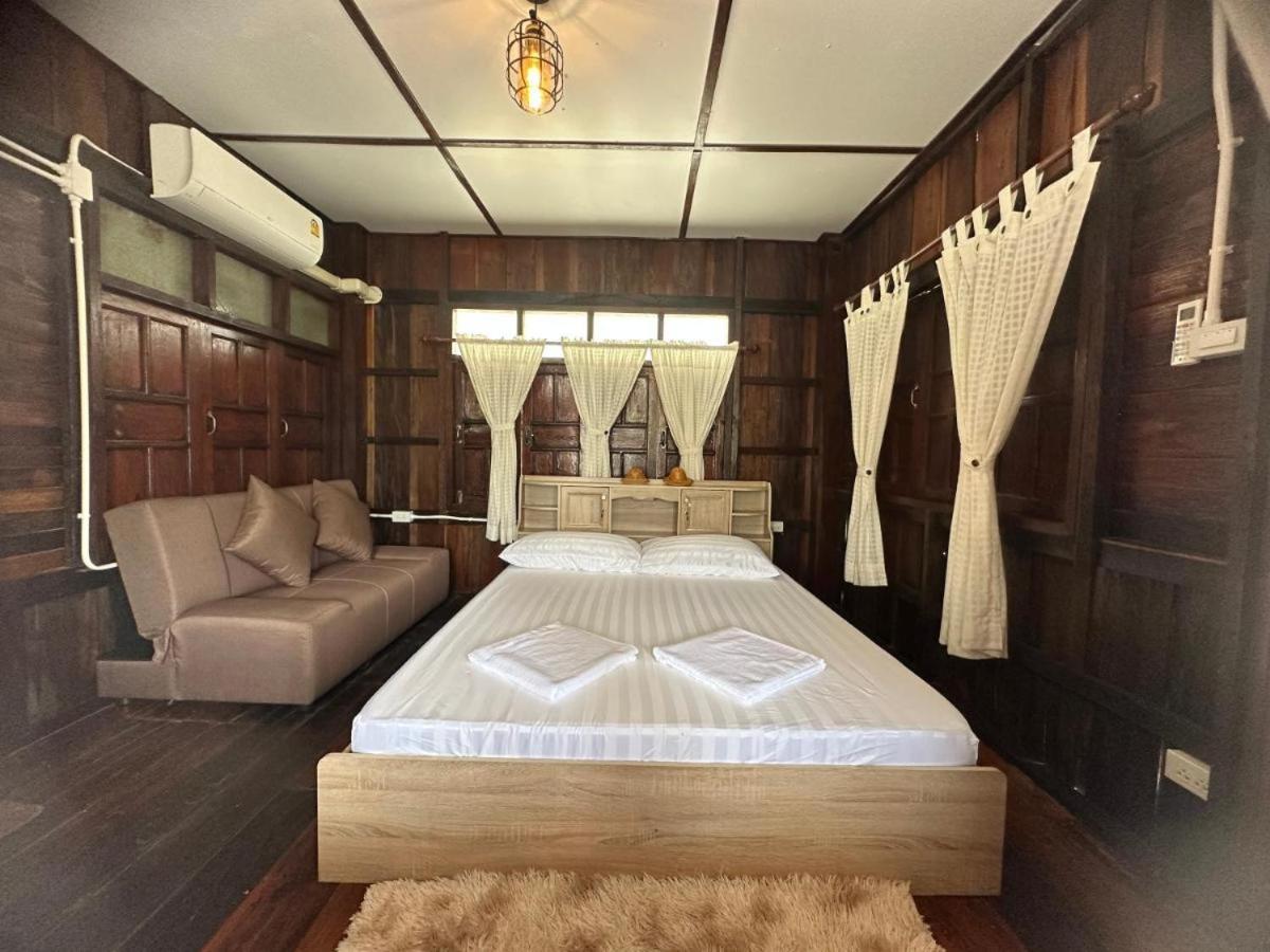 ม่วนใจ๋ปันสุข โฮมสเตย์แอนคาเฟ่ Muanjai Punsuk Homestay And Cafe Chom Thong Eksteriør bilde