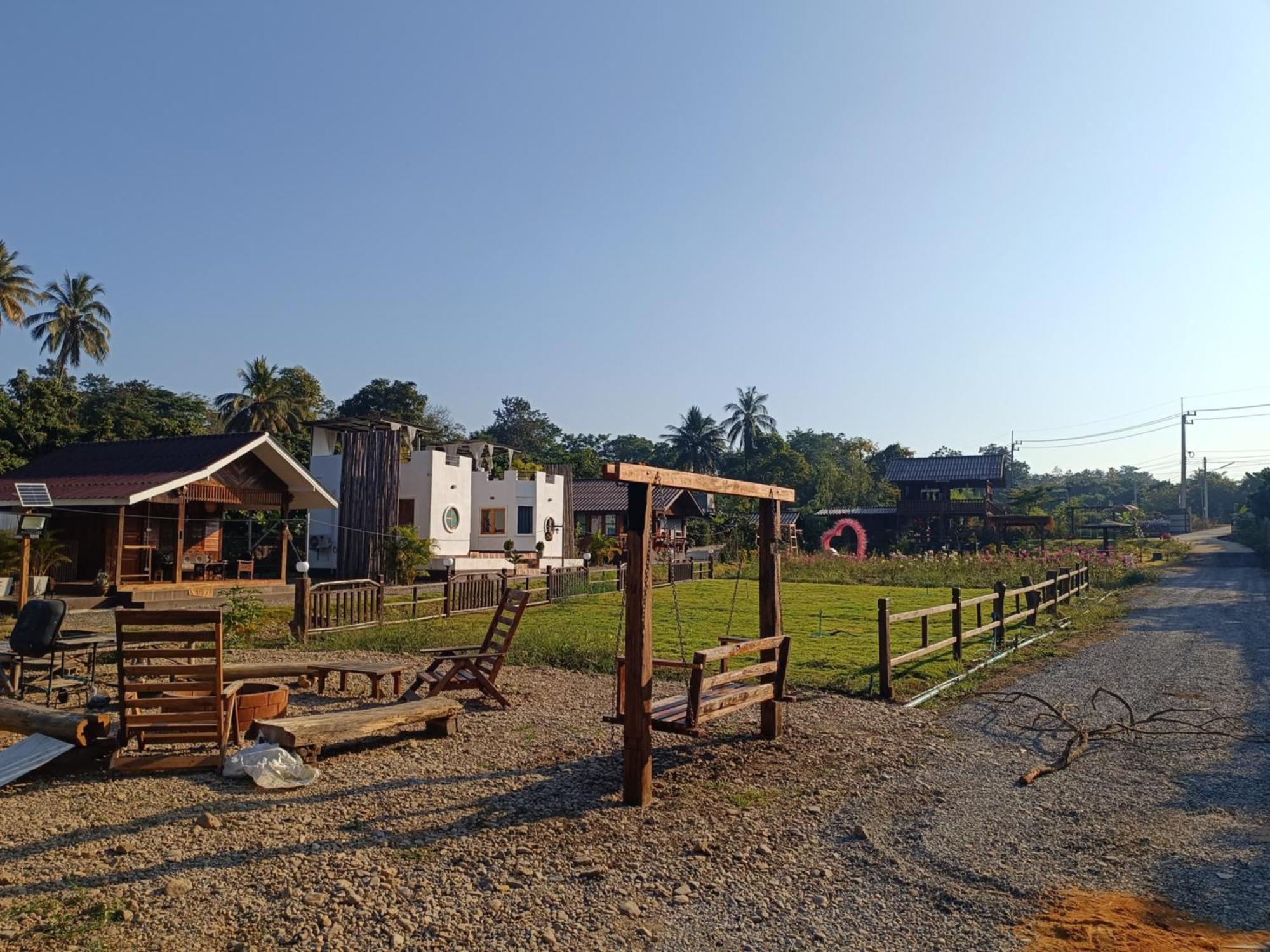 ม่วนใจ๋ปันสุข โฮมสเตย์แอนคาเฟ่ Muanjai Punsuk Homestay And Cafe Chom Thong Eksteriør bilde