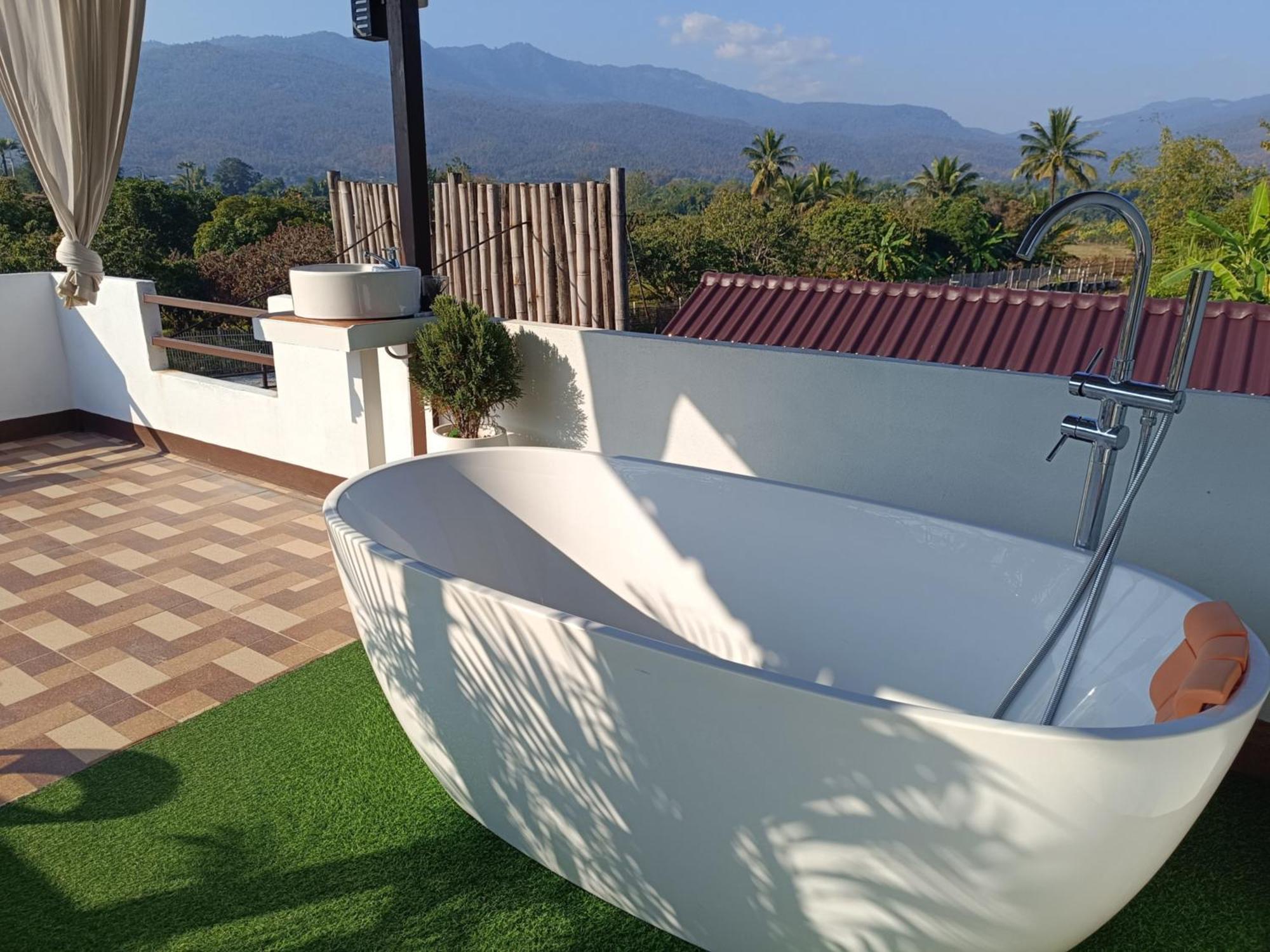 ม่วนใจ๋ปันสุข โฮมสเตย์แอนคาเฟ่ Muanjai Punsuk Homestay And Cafe Chom Thong Eksteriør bilde