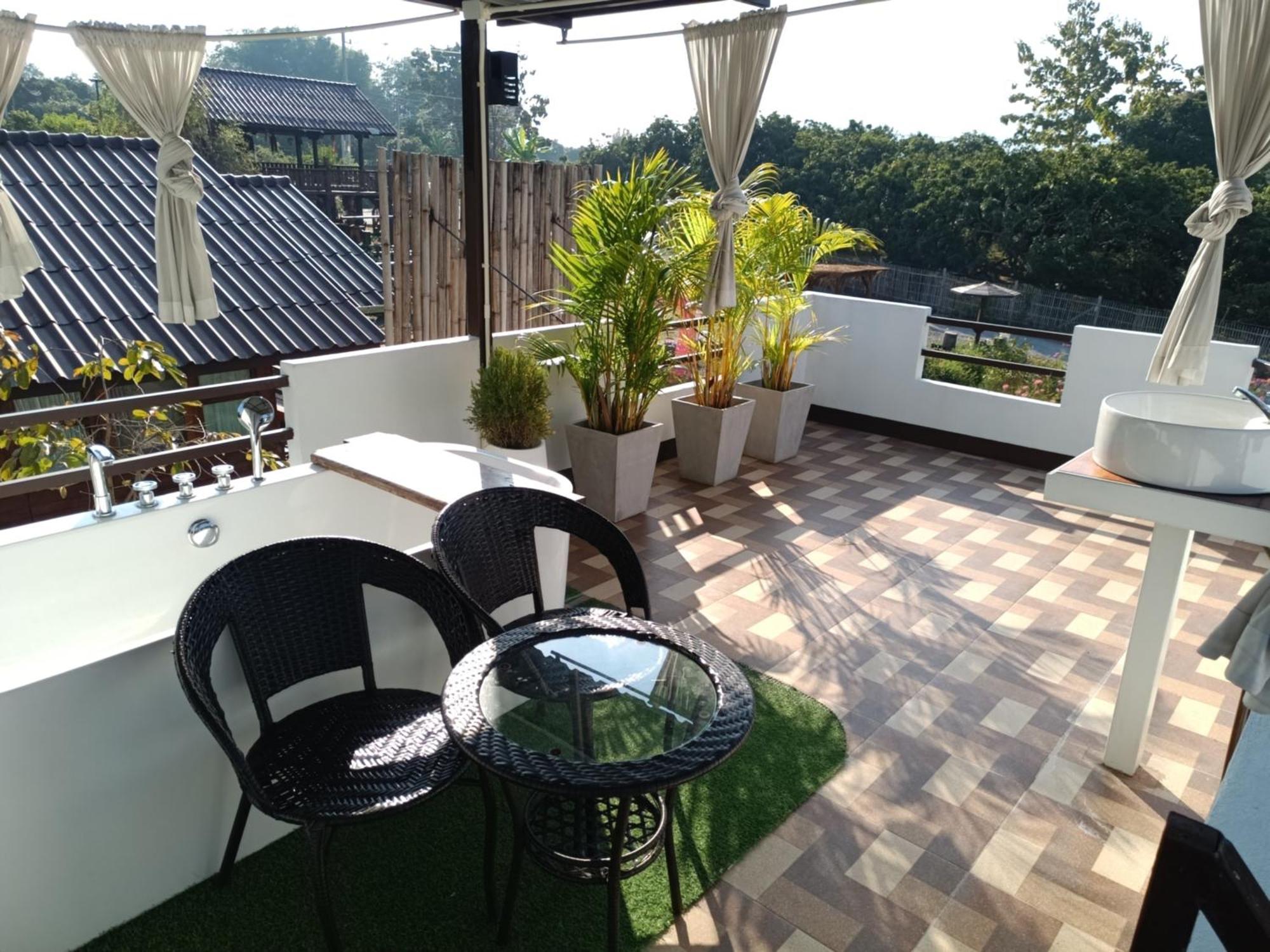 ม่วนใจ๋ปันสุข โฮมสเตย์แอนคาเฟ่ Muanjai Punsuk Homestay And Cafe Chom Thong Eksteriør bilde